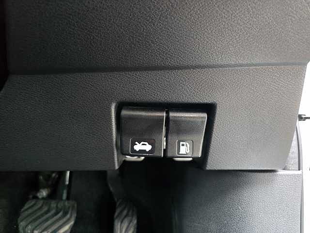 Nissan Micra 1.0 IG-T 92 Acenta 5dr CVT