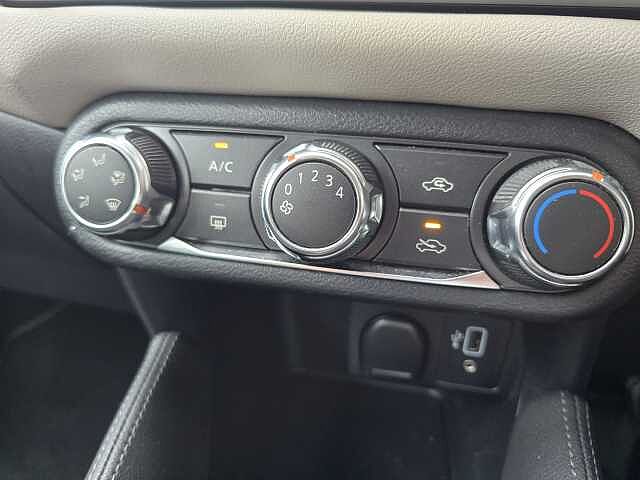 Nissan Micra 1.0 IG-T 92 Acenta 5dr CVT