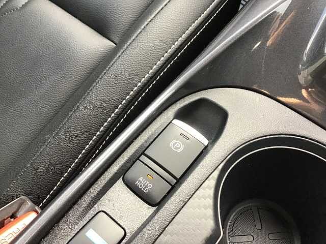 Nissan Juke 1.6 Hybrid Tekna 5dr Auto