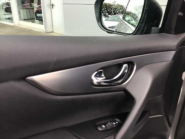 Nissan Qashqai 1.5 dCi 115 N-Connecta 5dr