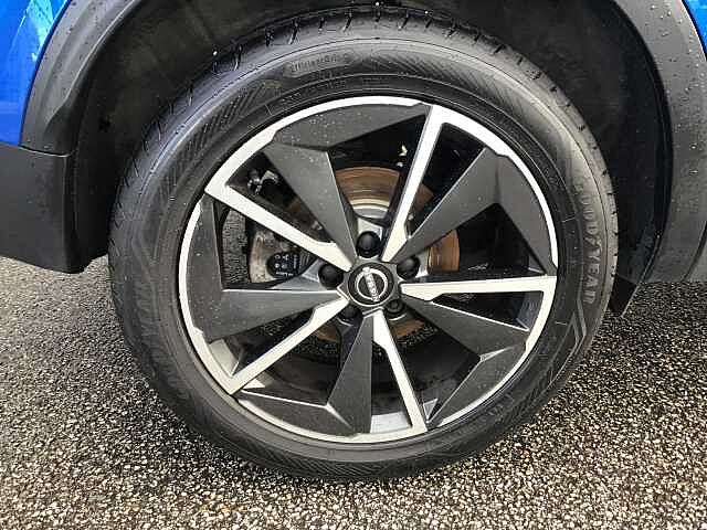 Nissan Qashqai 1.3 DiG-T MH Tekna 5dr