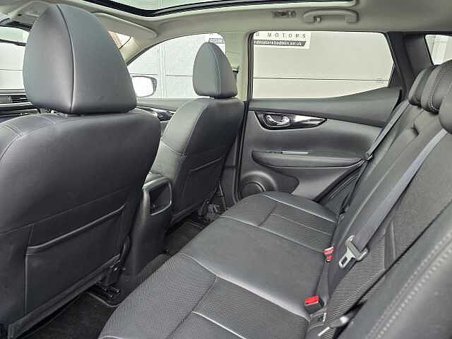 Nissan Qashqai 1.5 dCi Tekna [Non-Panoramic] 5dr