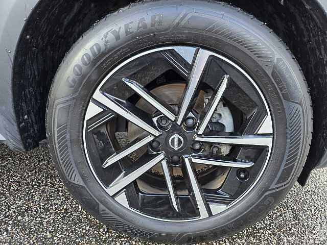 Nissan Juke 1.6 Hybrid N-Connecta 5dr Auto