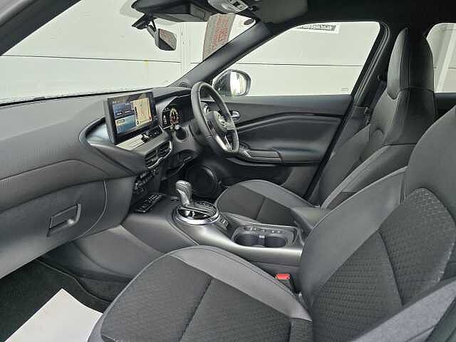 Nissan Juke 1.6 Hybrid N-Connecta 5dr Auto