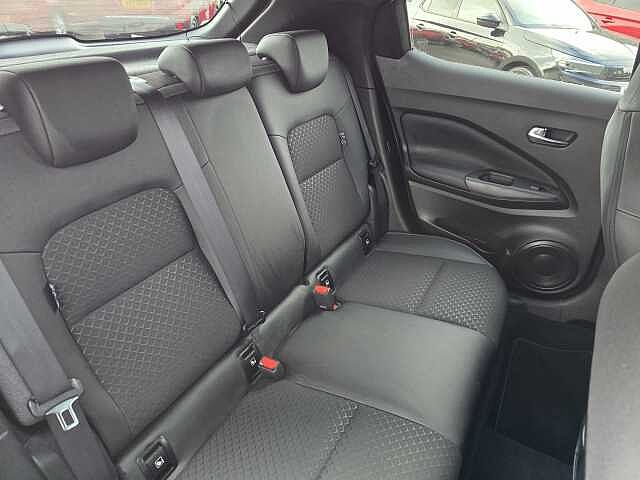 Nissan Juke 1.6 Hybrid N-Connecta 5dr Auto