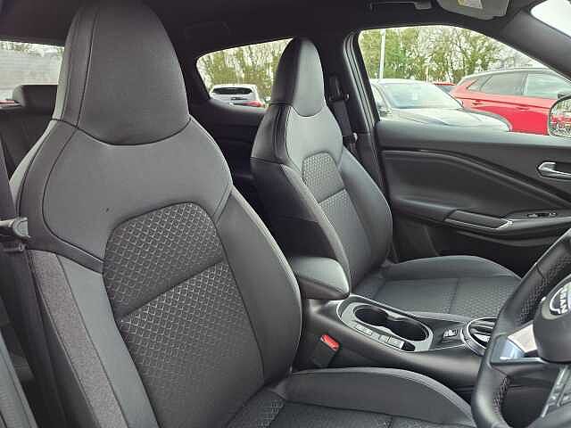 Nissan Juke 1.6 Hybrid N-Connecta 5dr Auto