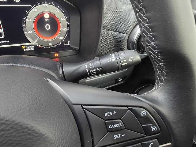 Nissan Juke 1.6 Hybrid N-Connecta 5dr Auto