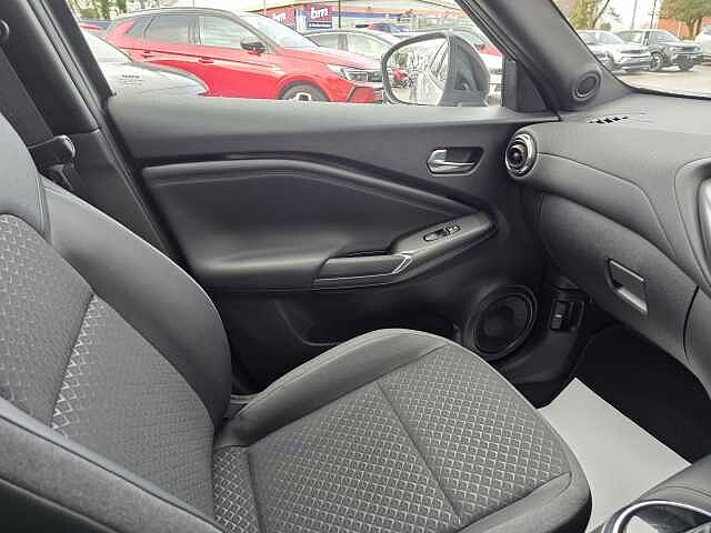 Nissan Juke 1.6 Hybrid N-Connecta 5dr Auto