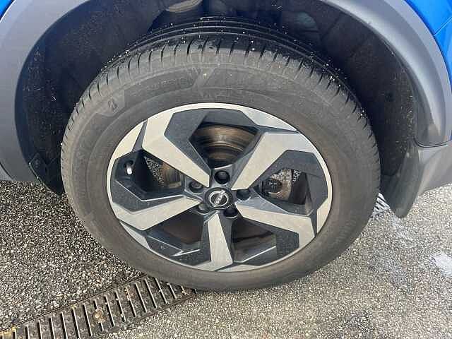 Nissan Qashqai 1.3 DiG-T MH 158 N-Connecta 5dr Xtronic