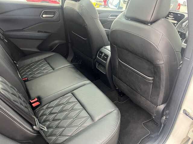 Nissan Qashqai 1.3 DiG-T MH 158 Tekna+ 5dr Xtronic