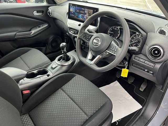 Nissan Juke 1.0 DiG-T Acenta Premium 5dr