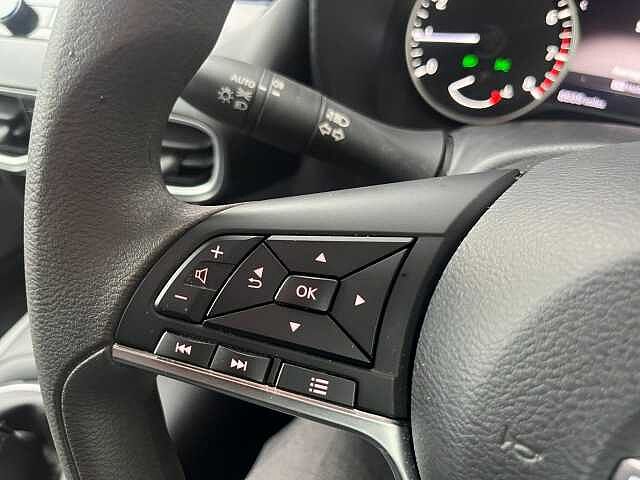 Nissan Juke 1.0 DiG-T Acenta Premium 5dr