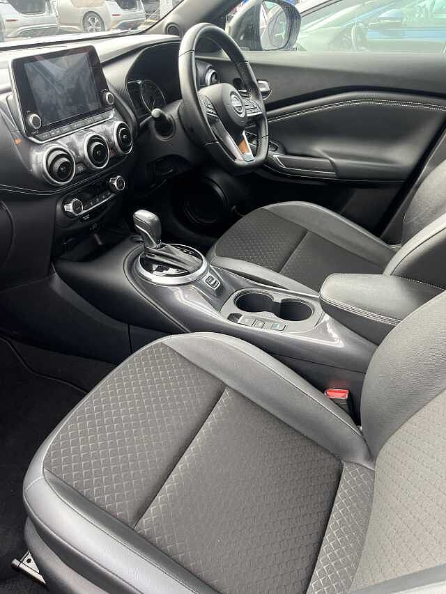 Nissan Juke 1.6 Hybrid N-Connecta 5dr Auto