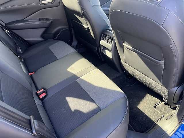 Nissan Qashqai 1.3 DiG-T MH 158 N-Connecta 5dr Xtronic