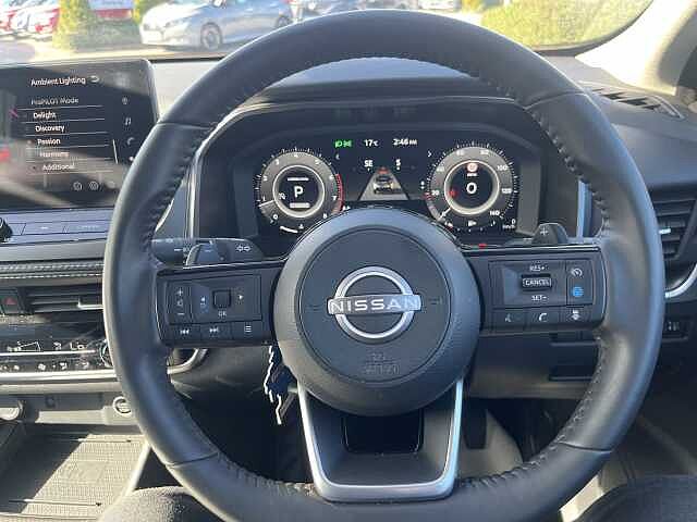 Nissan Qashqai 1.3 DiG-T MH 158 N-Connecta 5dr Xtronic