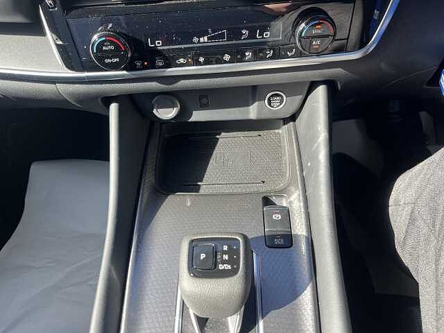 Nissan Qashqai 1.3 DiG-T MH 158 N-Connecta 5dr Xtronic