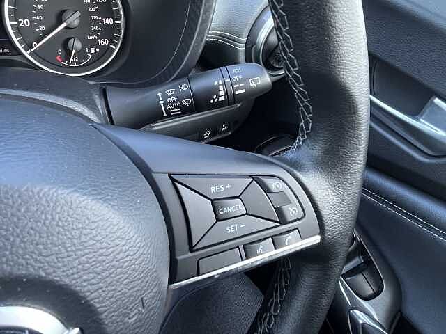 Nissan Juke 1.0 DiG-T 114 N-Connecta 5dr