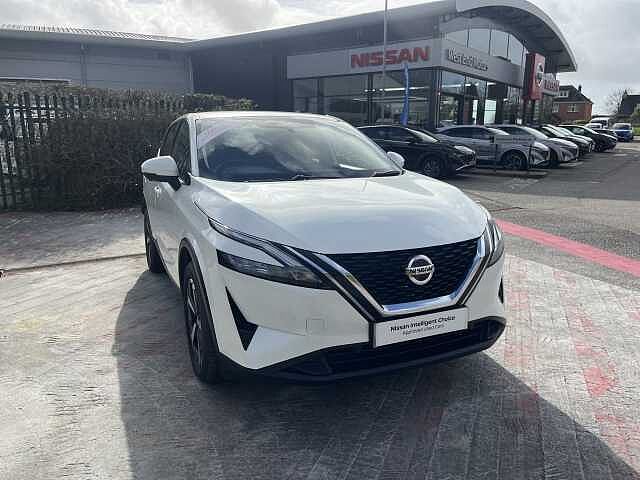 Nissan Qashqai 1.3 DiG-T MH N-Connecta 5dr