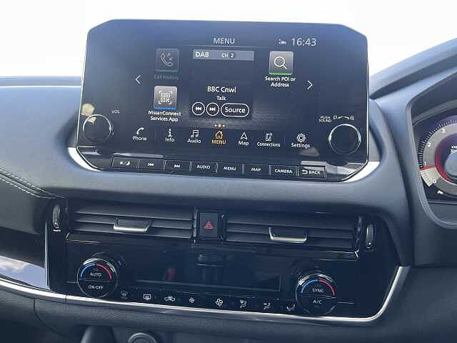 Nissan Qashqai 1.3 DiG-T MH N-Connecta 5dr