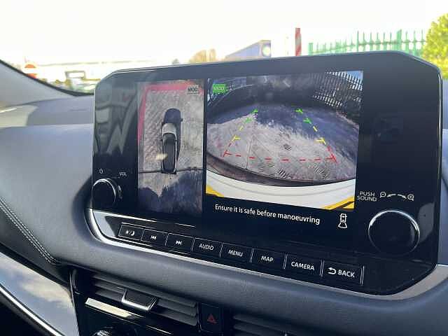 Nissan Qashqai 1.3 DiG-T MH N-Connecta 5dr