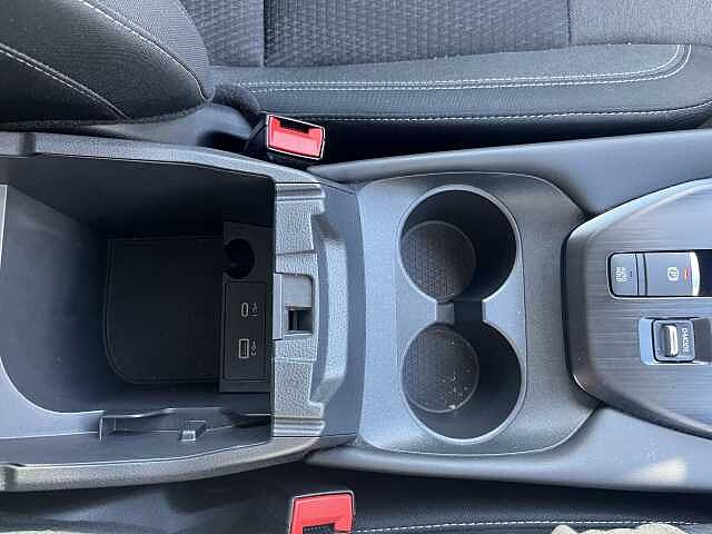 Nissan Qashqai 1.3 DiG-T MH N-Connecta 5dr