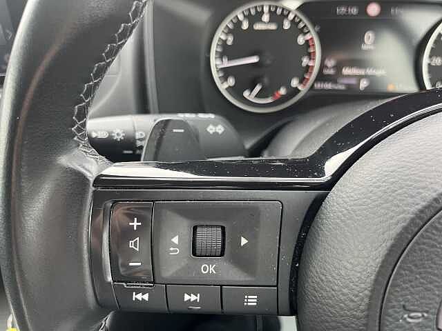 Nissan Qashqai 1.3 DiG-T MH 158 Acenta Premium 5dr Xtronic