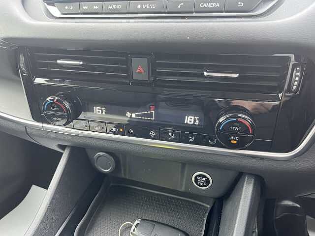 Nissan Qashqai 1.3 DiG-T MH 158 Acenta Premium 5dr Xtronic