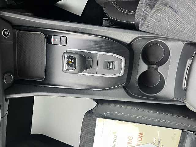 Nissan Qashqai 1.3 DiG-T MH 158 Acenta Premium 5dr Xtronic