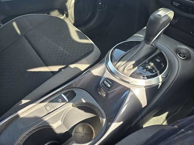 Nissan Juke 1.0 DiG-T 114 N-Connecta 5dr DCT