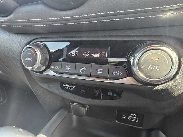 Nissan Juke 1.0 DiG-T 114 N-Connecta 5dr DCT