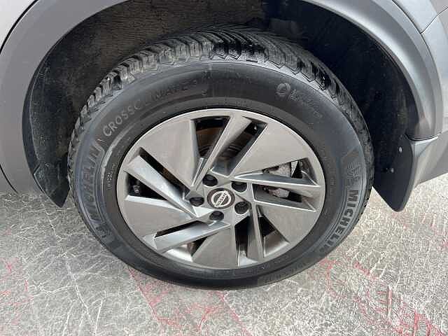 Nissan Qashqai 1.3 DiG-T MH Acenta Premium 5dr