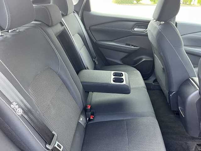 Nissan Qashqai 1.3 DiG-T MH Acenta Premium 5dr