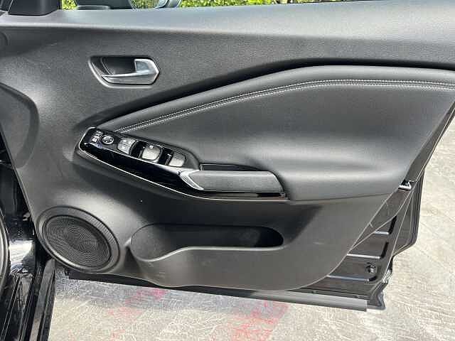 Nissan Juke 1.0 DiG-T Tekna 5dr DCT