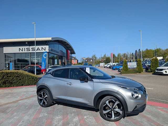 Nissan Juke 1.0 DiG-T 114 Kiiro 5dr
